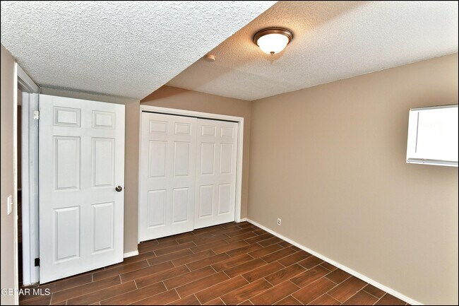 Building Photo - 3125 Hamilton Ave