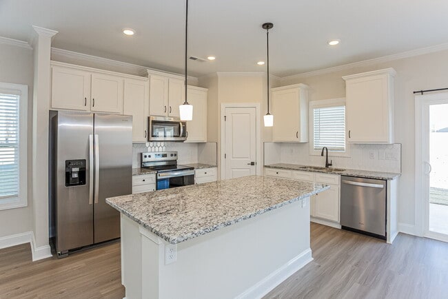 Building Photo - 136 Adams Tree Wy