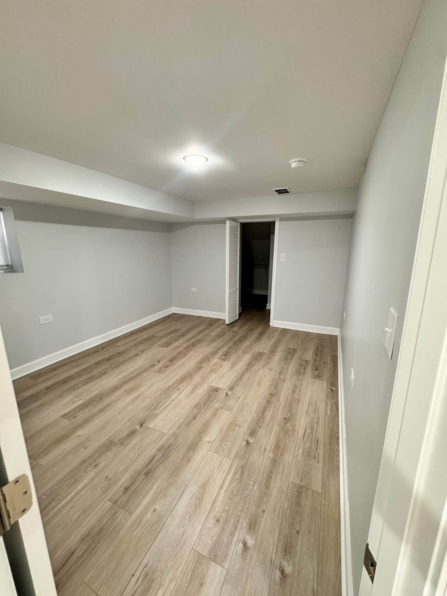 Building Photo - 2950 N Lowell Ave