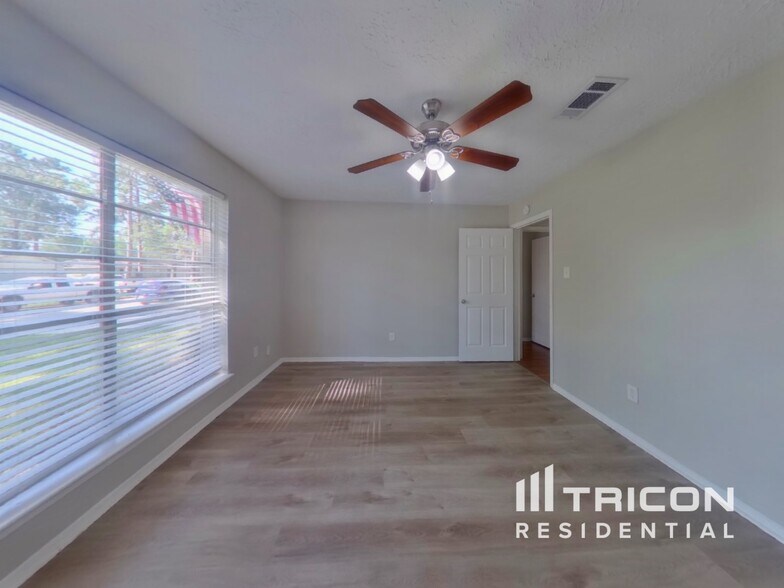 Building Photo - 4511 Burkegate Dr