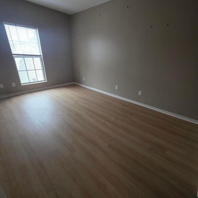 Building Photo - 6155 Craughwell Ln