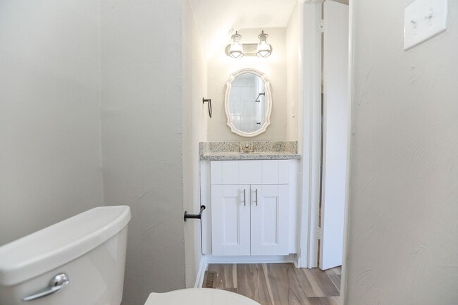 Building Photo - Spacious Home Near Bow Creek & Lynnhaven Mall