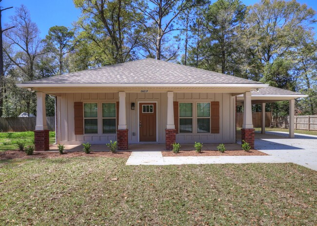 Primary Photo - 3 BD/2 BTH in Daphne!