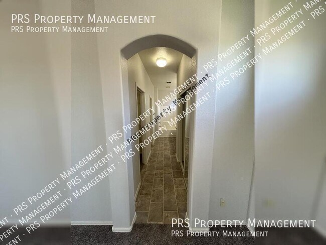 Building Photo - 3651 E Sundance Ave