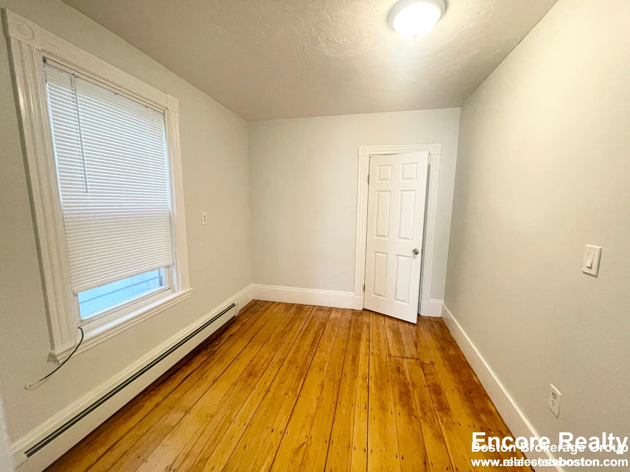 Building Photo - 30 Rawson St