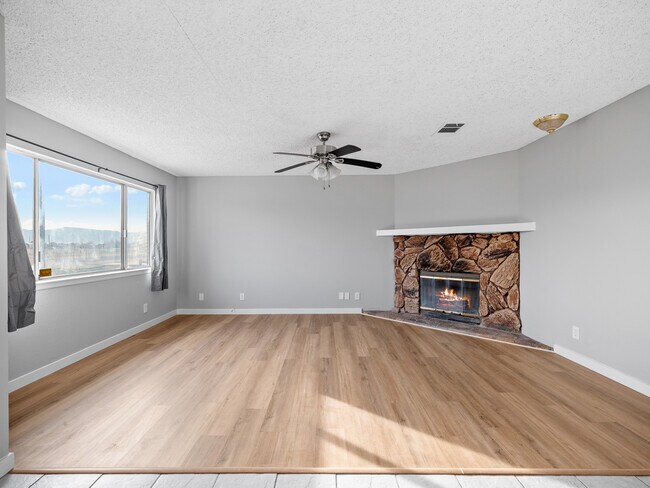 Building Photo - 15394 Ute Rd