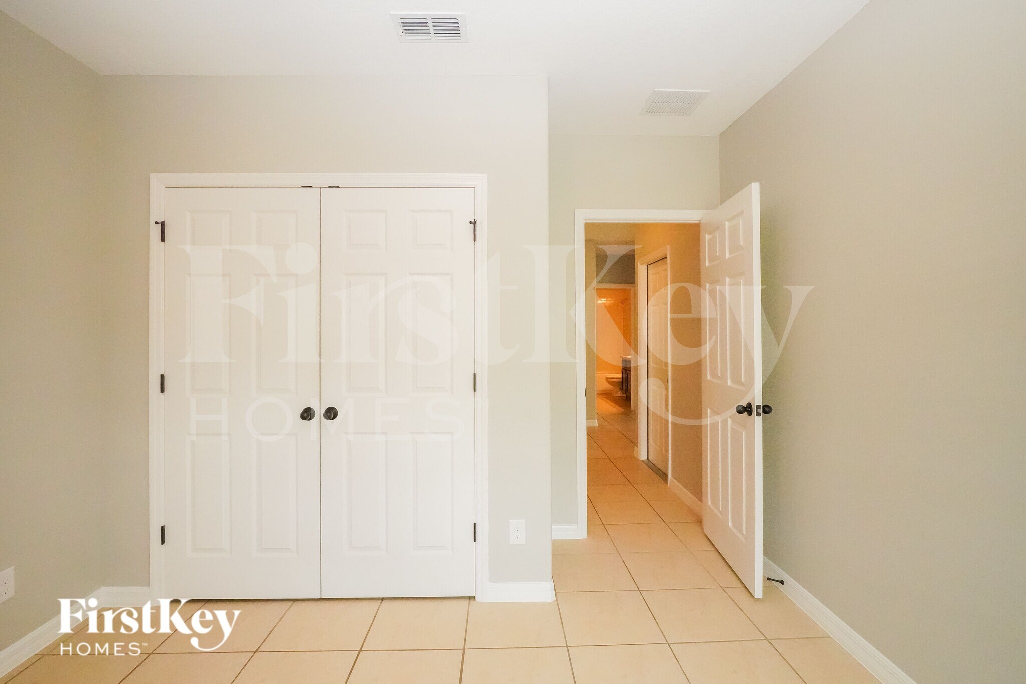 Building Photo - 3734 Briarwood Estates Cir