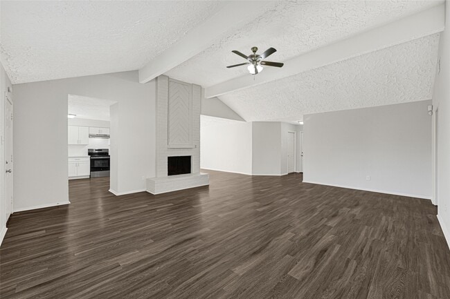 Building Photo - 8402 Bird Meadow Ln