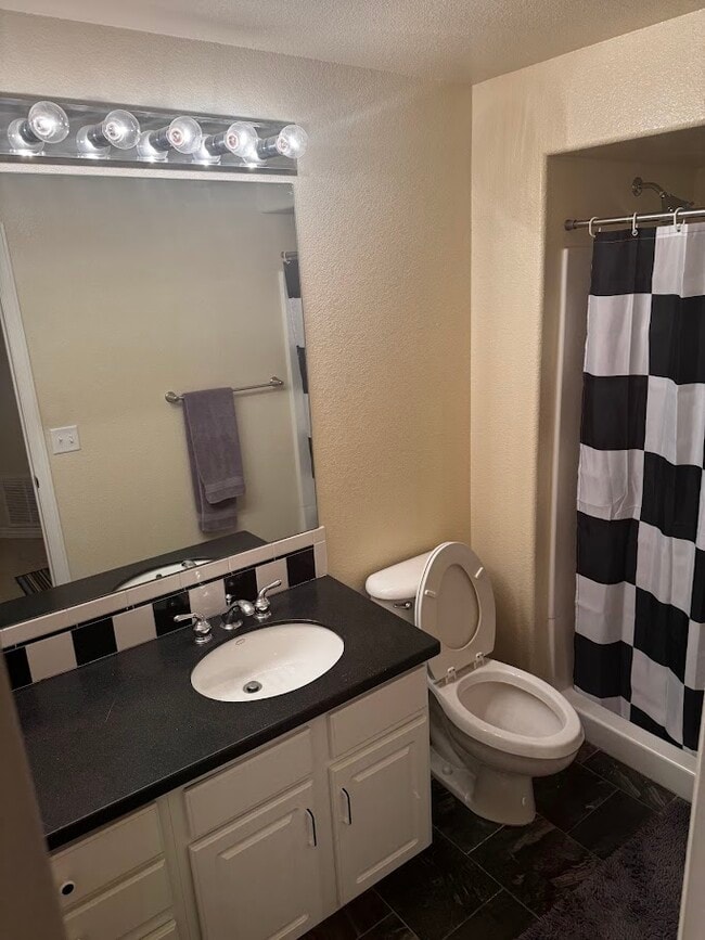 Building Photo - 6544 Range Overlook Heights