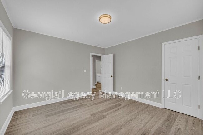 Building Photo - 55 Andrews Ct