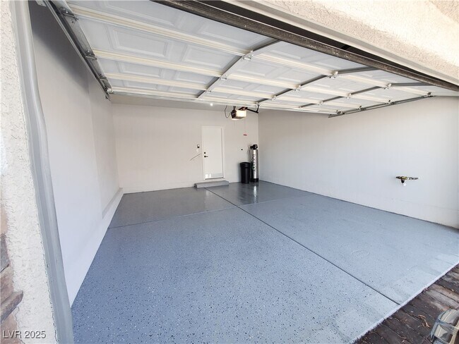 Building Photo - 2086 Arivada Ferry Ct