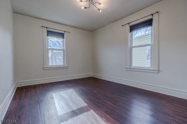 Building Photo - 172 Goldsmith Ave