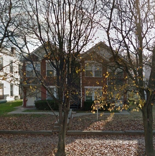 Primary Photo - 2226 W Jefferson St