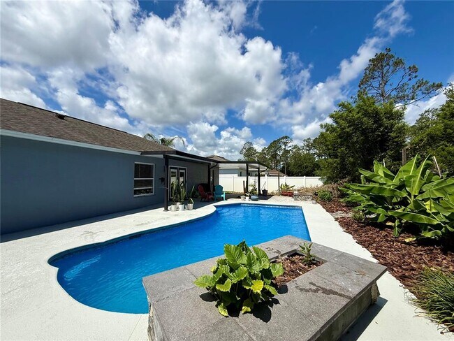 Building Photo - 42 Renworth Ln