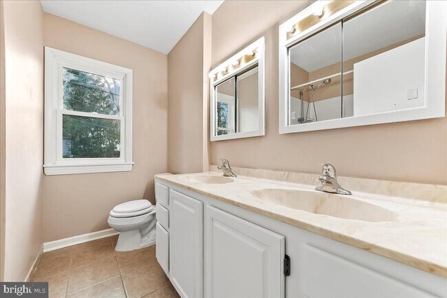 Building Photo - 201 Trimble Blvd