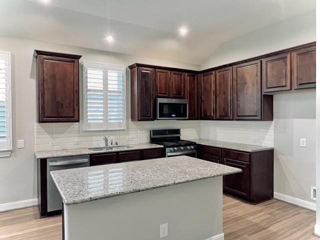 Building Photo - 24230 Prairie Glen Ln