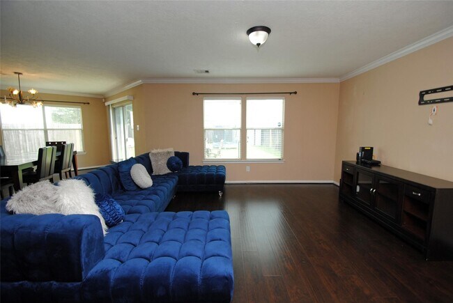 Building Photo - 18110 Rexine Ln