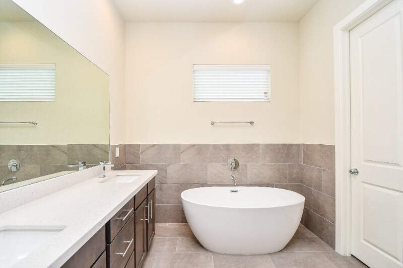 Building Photo - 2307 Warhol Wy