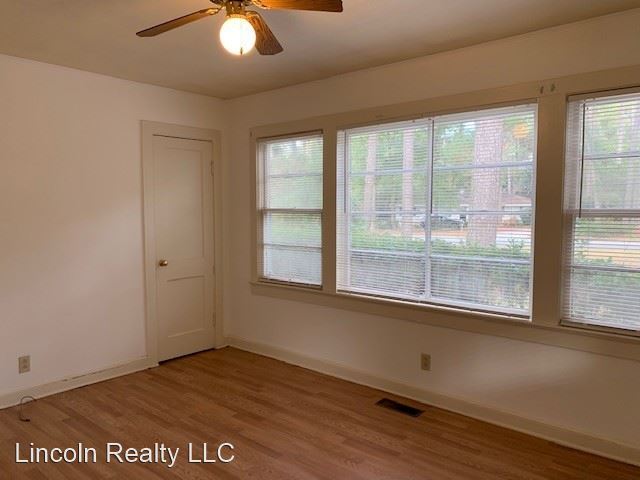 Building Photo - 2 br, 1 bath House - 1025 W. Alden Ave.*