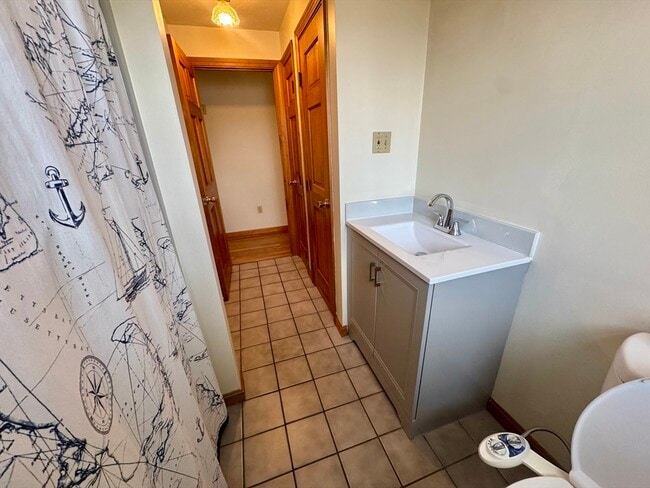 Building Photo - 15 Curlew St