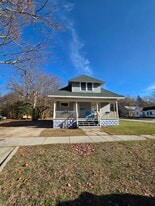 Building Photo - 1094 Williams St