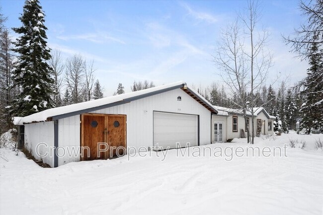 Building Photo - 2520 E Edgewood Dr