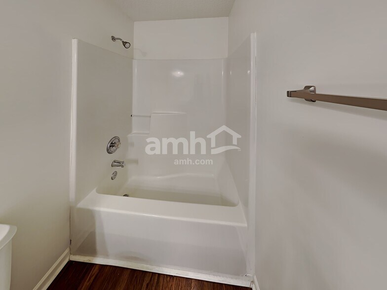 Building Photo - 1327 Arbor Greene Dr