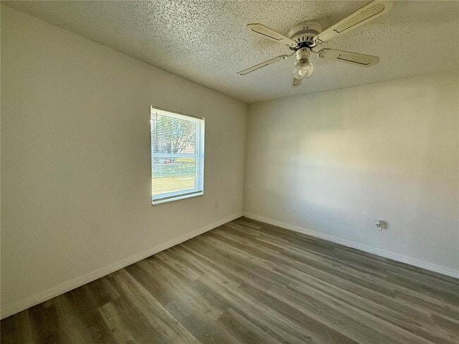 Building Photo - 9013 Westchester Cir