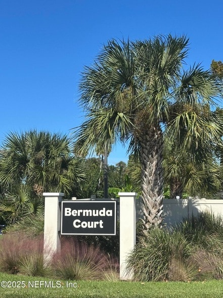 Building Photo - 133 Bermuda Ct