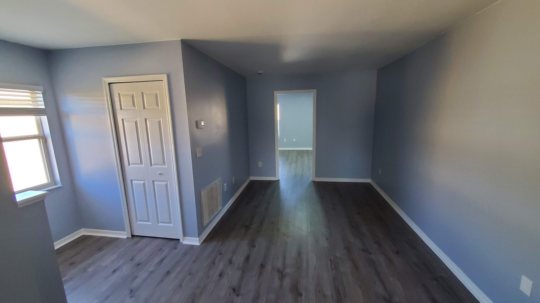 Building Photo - 8007 Sutton Terrace Ln