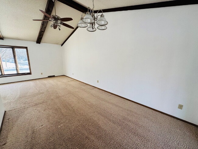 Building Photo - Winter Special half month off with February move in! 4-Bedroom Home in Blaine with 2 Full Baths a...
