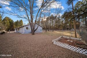 Building Photo - 463 Larson Rd