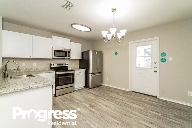 Building Photo - 659 Northlake Dr