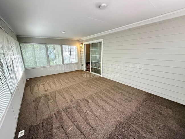 Building Photo - 4229 Catalpa Park
