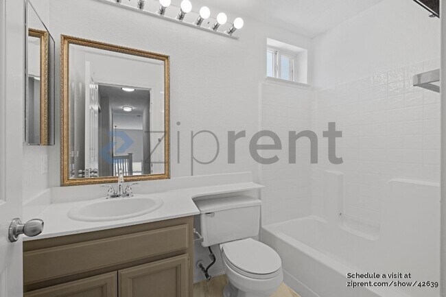 Building Photo - 741 Glencreek Dr