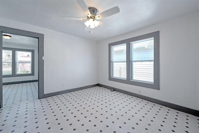 Building Photo - 2217 Stevens St