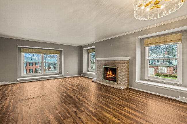 Living Room w/ Gas Fireplace - 3042 E Newport Ct