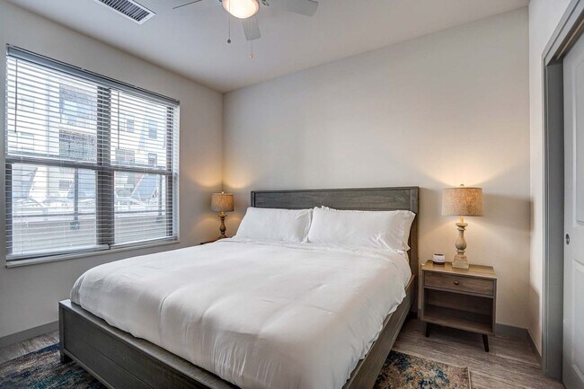 Building Photo - 5022 American Pkwy