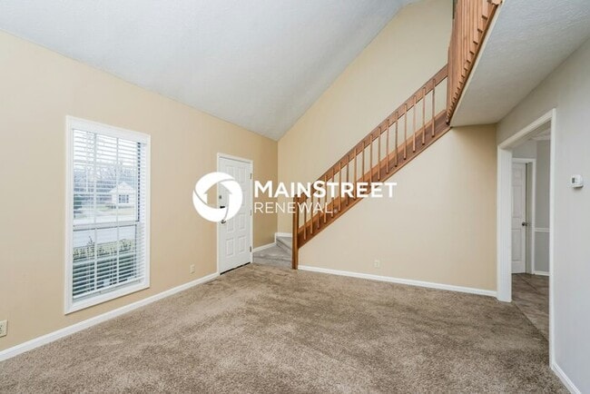 Building Photo - 3 Bedroom Pet-Friendly Home in Louisville,...