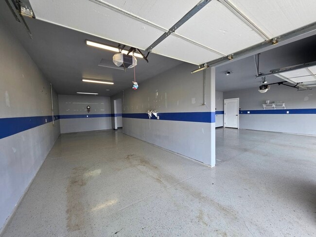 Building Photo - 4916 Laredo Dr