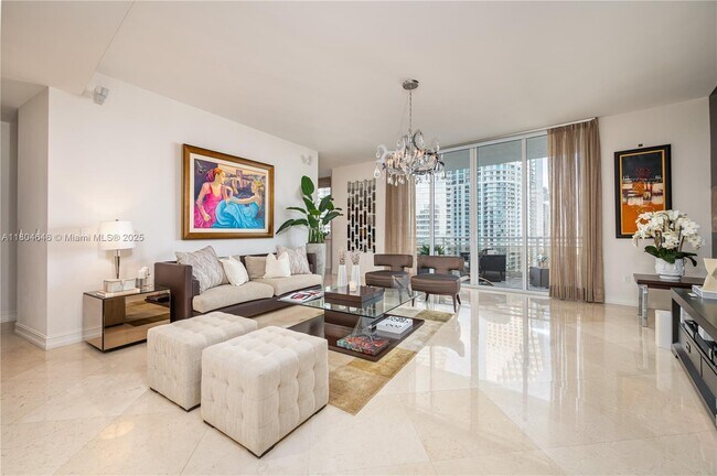 Building Photo - 901 Brickell Key Blvd