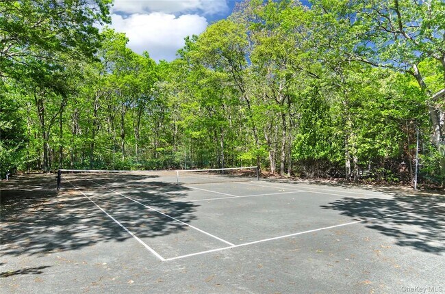 Building Photo - 24 N Quarter Rd