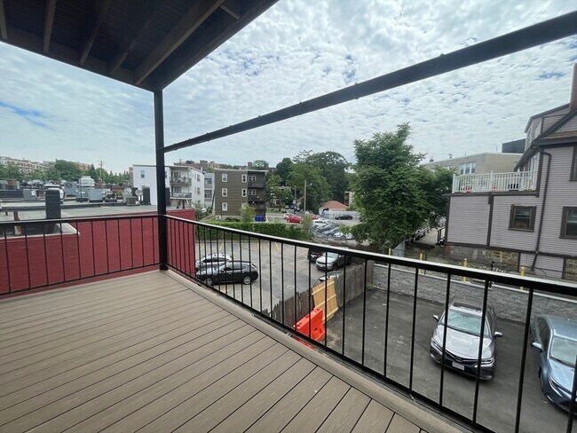 Building Photo - 145 Sutherland Rd