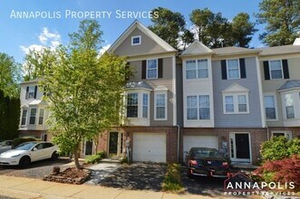 Building Photo - 656 Howards Loop