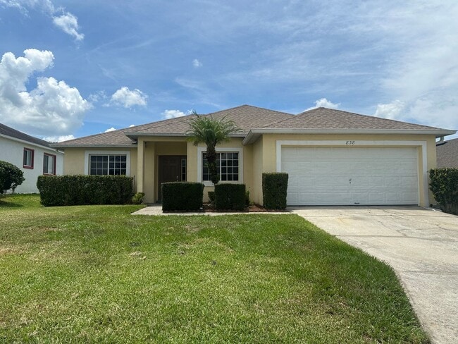 Primary Photo - PRIVATE POOL - 4 BEDROOM 2 BATH HOME