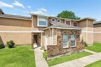 Building Photo - 2425 Oxford Pl