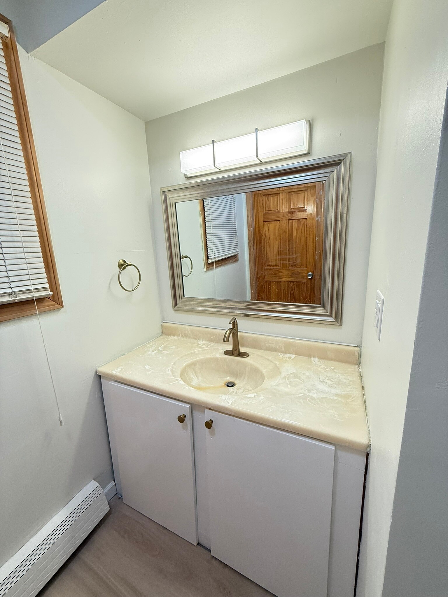 Building Photo - 287 Bacon St