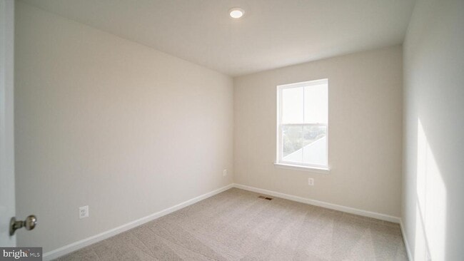 Building Photo - 1350 Red Clover Ln