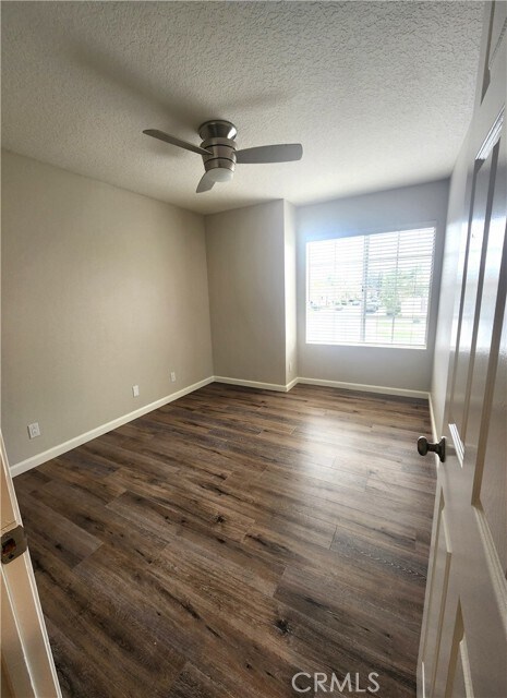 Building Photo - 24852 Via Sonoma