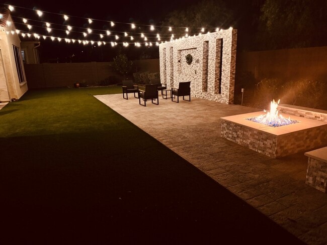 Building Photo - 7369 W Cactus Wren Way